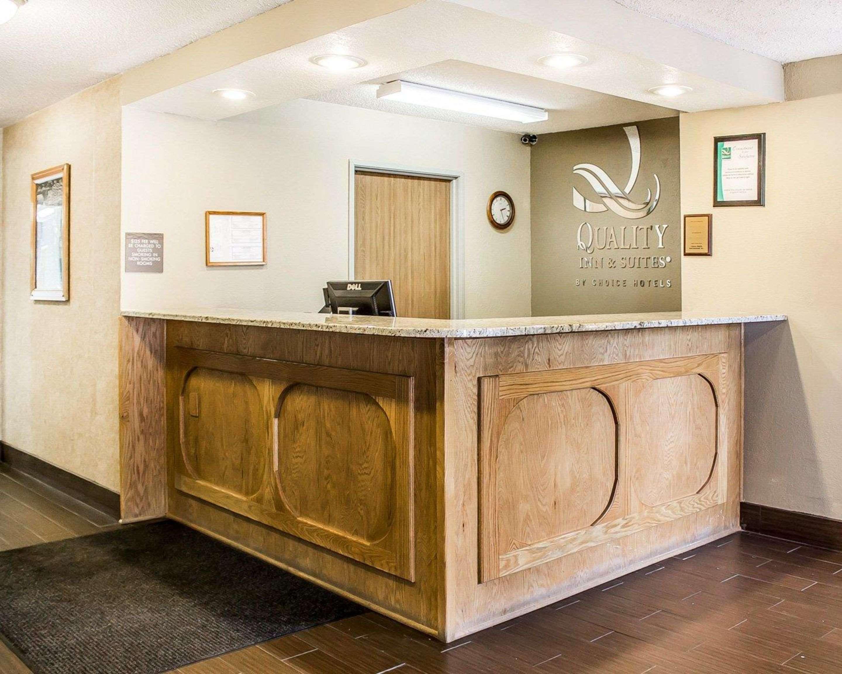 סטורג'און ביי Quality Inn & Suites מראה חיצוני תמונה