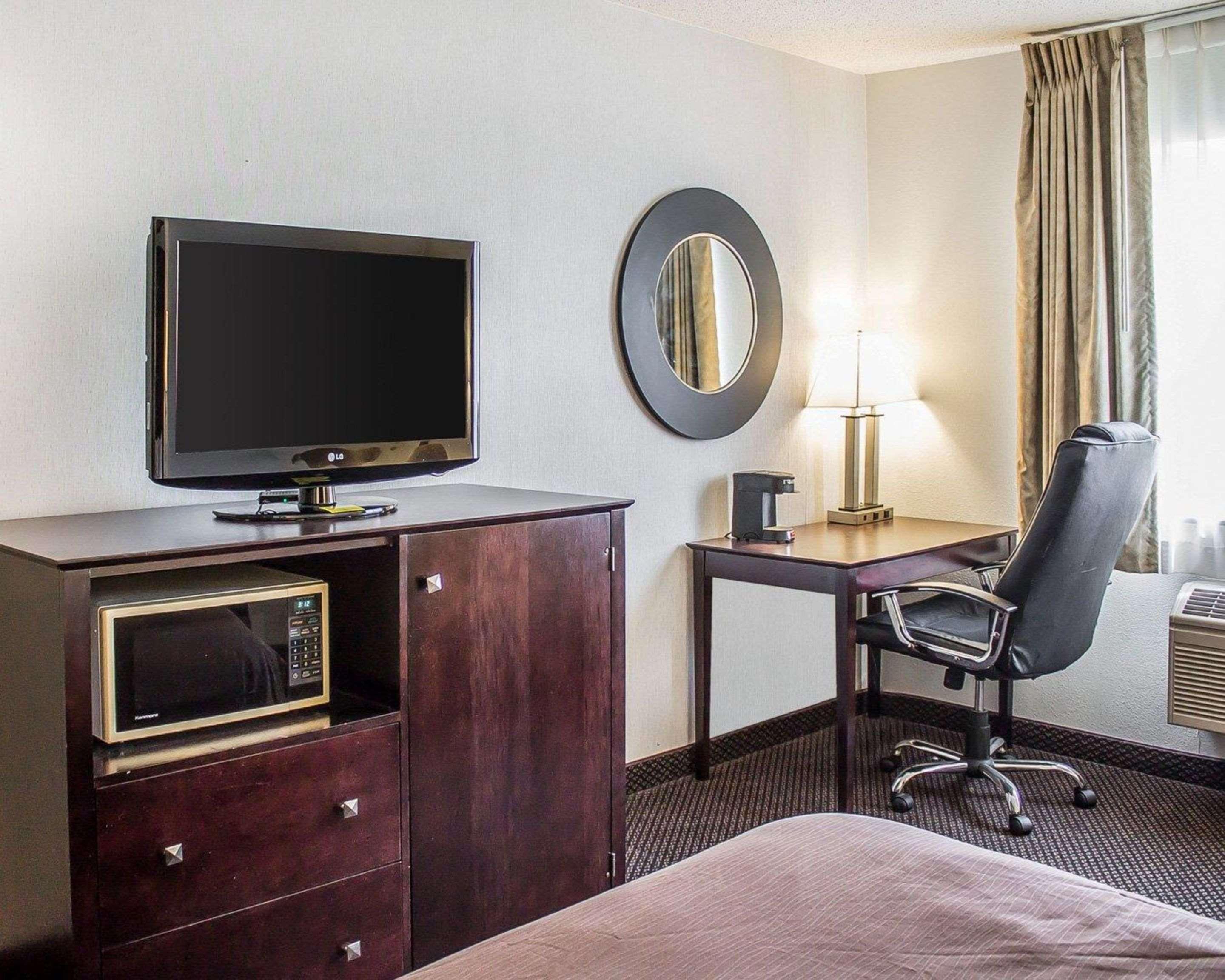 סטורג'און ביי Quality Inn & Suites מראה חיצוני תמונה