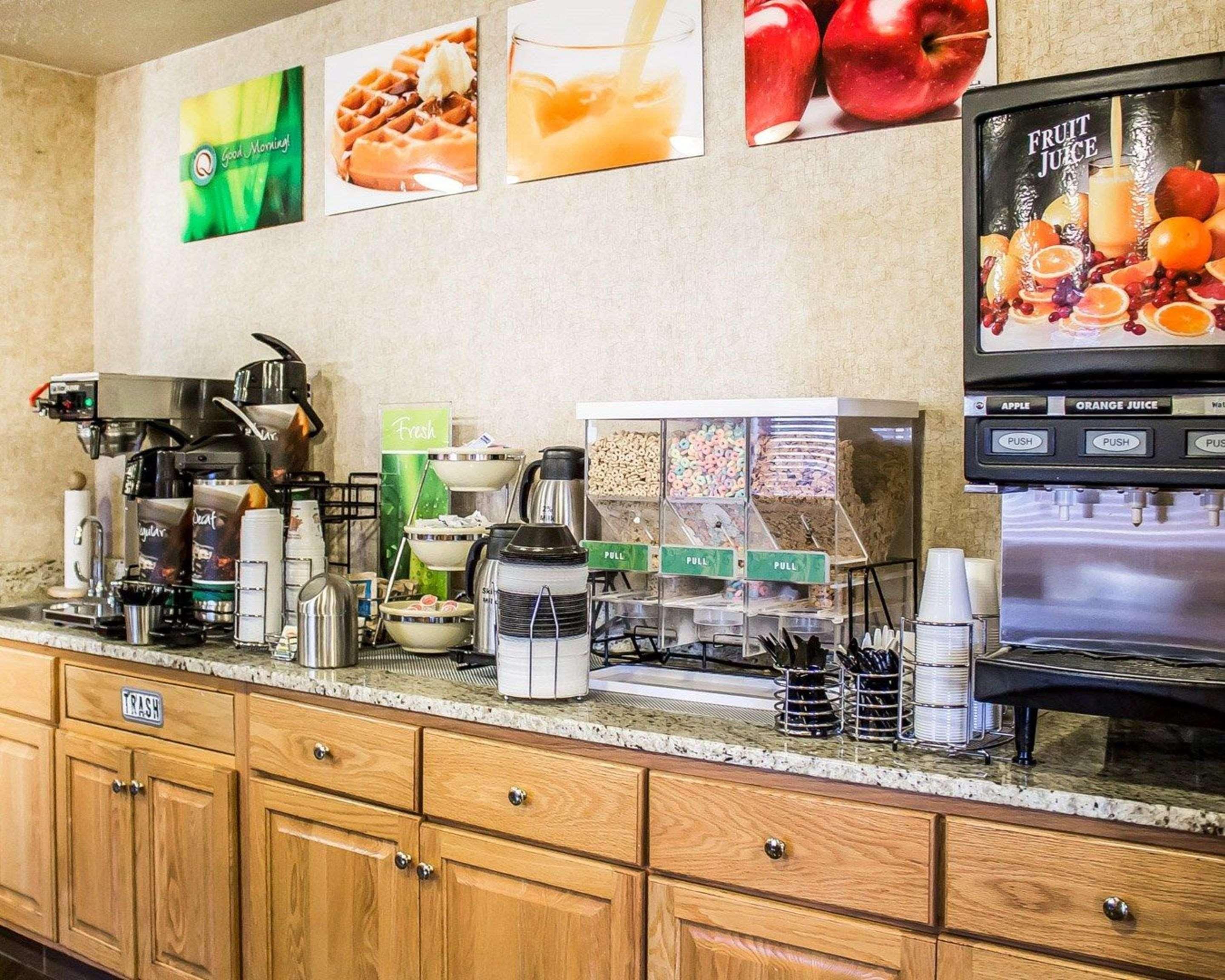 סטורג'און ביי Quality Inn & Suites מראה חיצוני תמונה